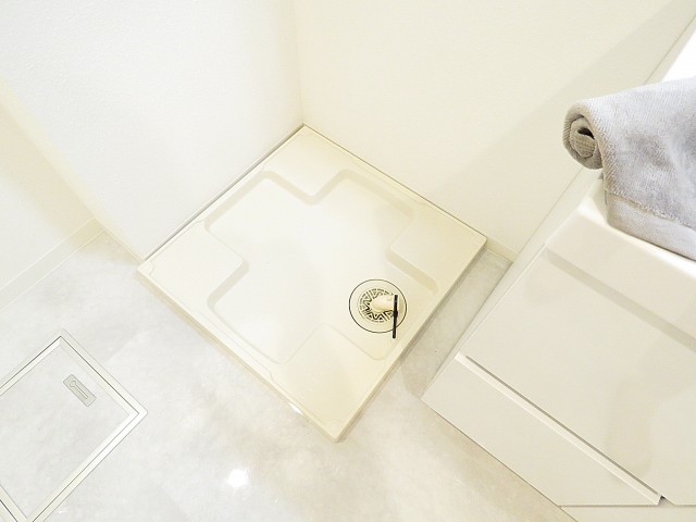 ハイネス代官山　洗濯機置場