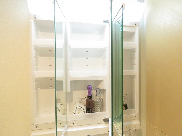 キクエイパレス戸越　洗面化粧台