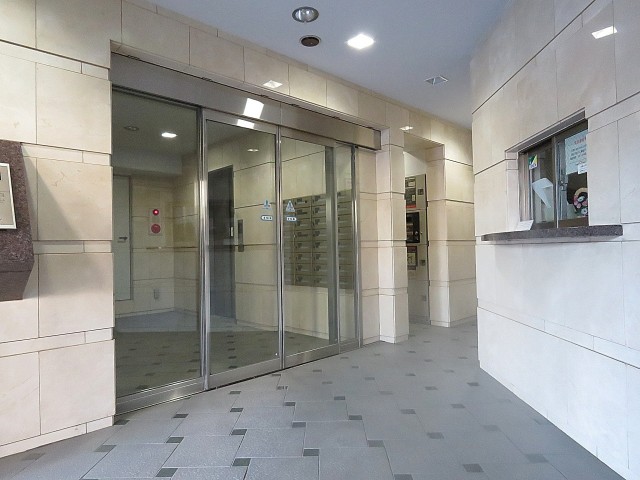 朝日シティパリオ高輪台A館　エントランス