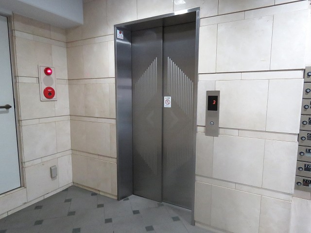 朝日シティパリオ高輪台A館　エレベーター