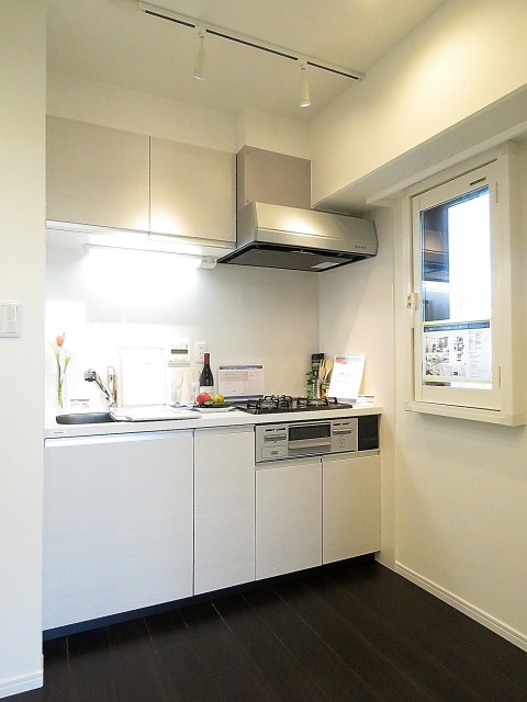 朝日シティパリオ高輪台A館　キッチン