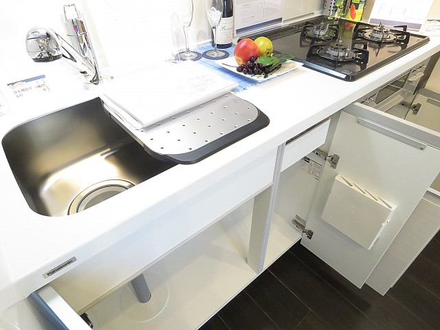 朝日シティパリオ高輪台A館　キッチン