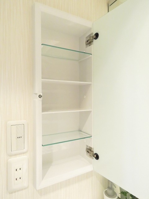 朝日シティパリオ高輪台A館　キャビネット