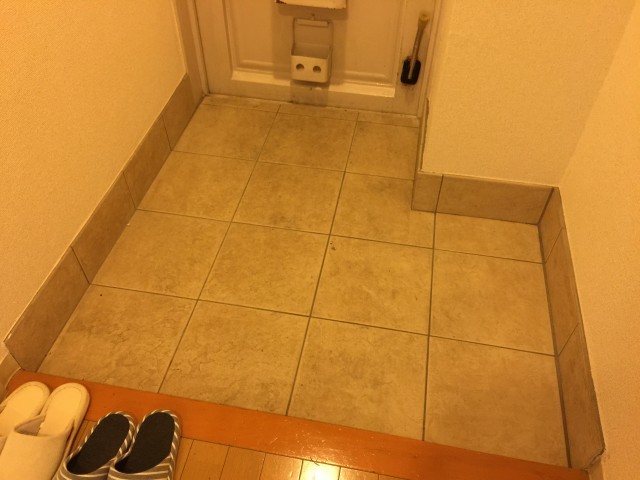 桜丘フラワーホーム　玄関