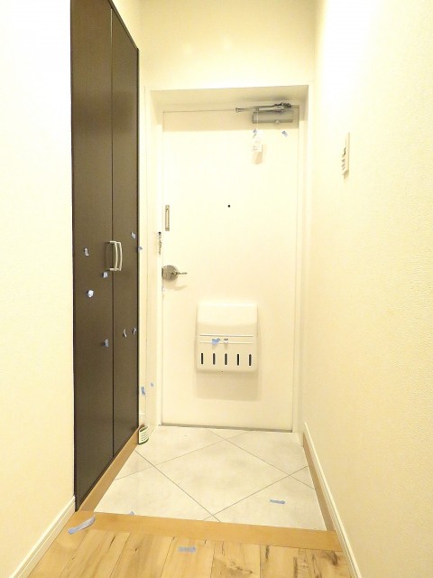 近鉄ハイツ魚籃坂　玄関ホール