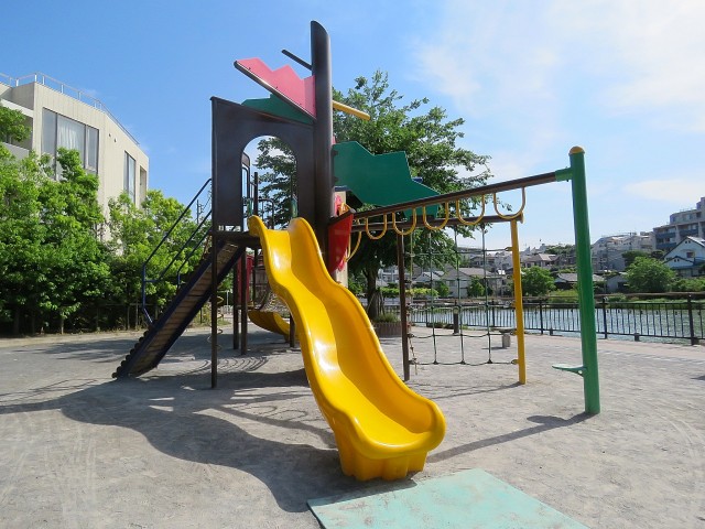 ジェイパーク上池台　小池公園