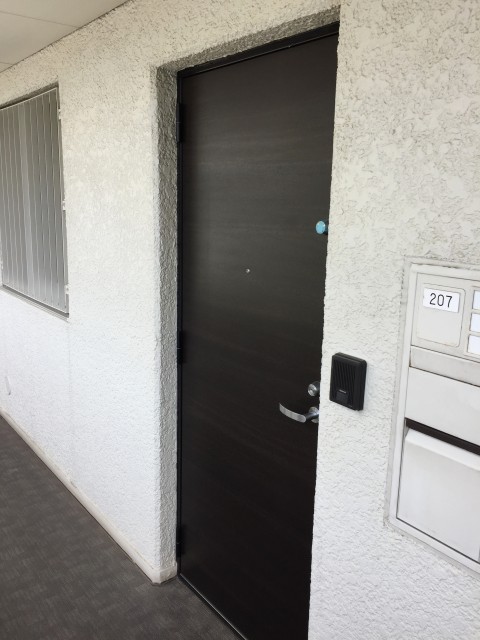 クレール桜新町　玄関ドア