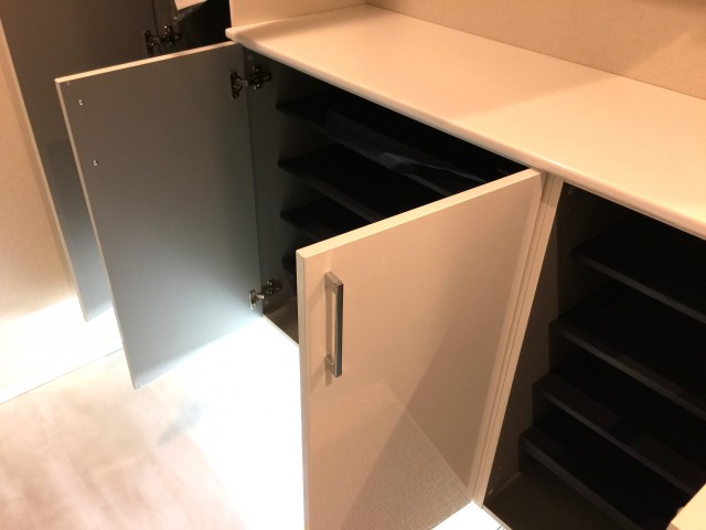 クレール桜新町　シューズボックス