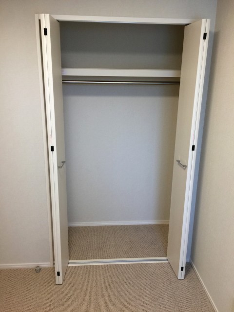 クレール桜新町　洋室約4.3帖収納