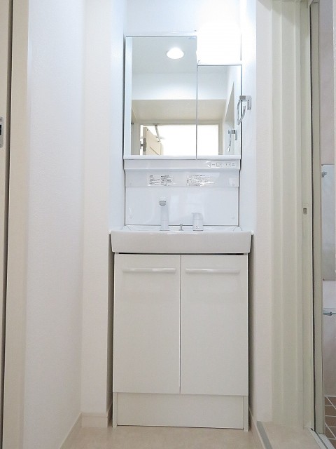 松濤マンション　洗面化粧台
