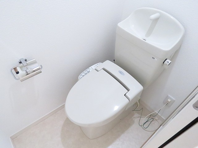 松濤マンション　ウォシュレット付きトイレ