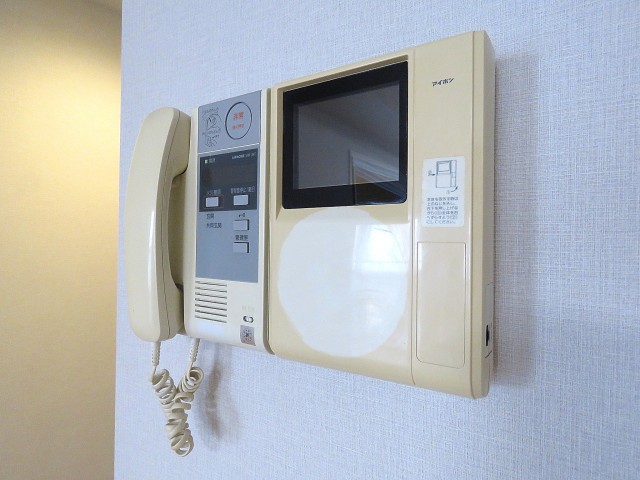 ダイアパレスシェルトワレ目黒　TVモニター付インターホン