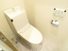 銀座永谷タウンプラザ　ウォシュレット付きトイレ