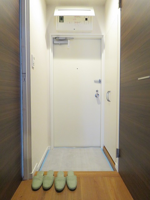 ライオンズマンション大森　玄関ホール