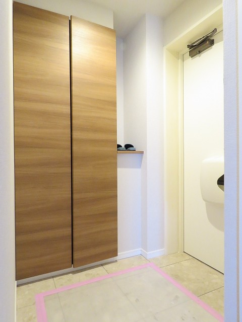 エタンセレ五反田　玄関ホール