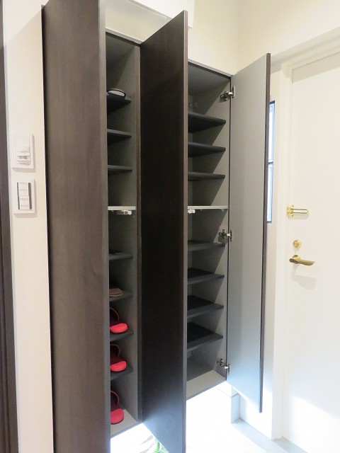 ハウス三軒茶屋　シューズBOX