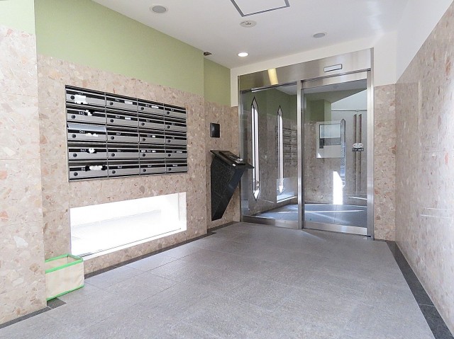 エタンセレ五反田　エントランスホール