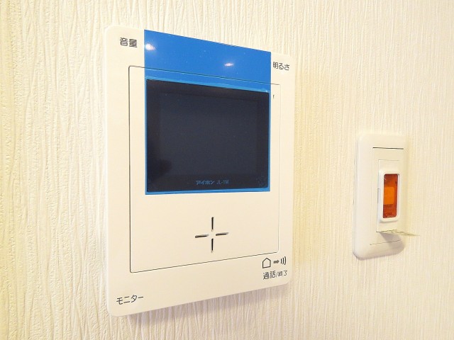 リベルテ西五反田　TVモニター付インターホン