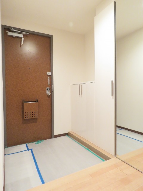 島津山ヒルズ　ゆとりのある玄関ホール