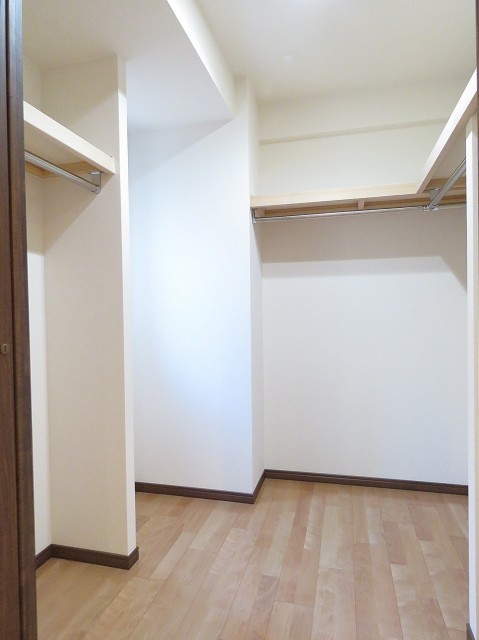 島津山ヒルズ　ウォークインクローゼット