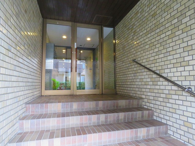 島津山ヒルズ　エントランス