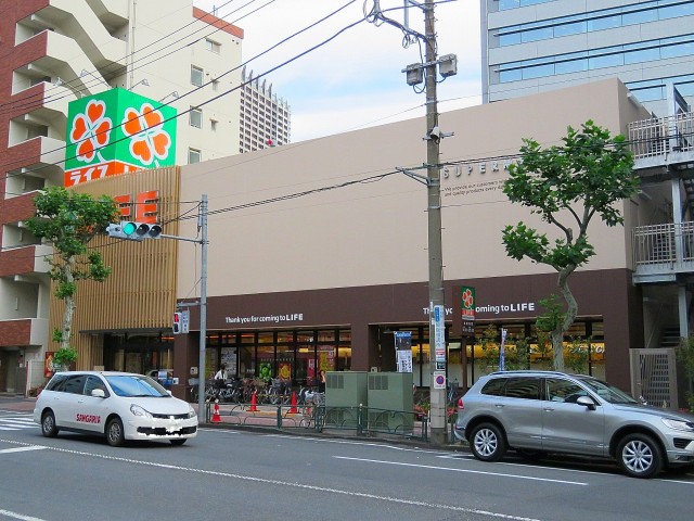 島津山ヒルズ　スーパー