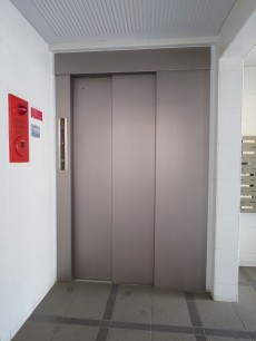 ワールドパレス大井仙台坂Ⅱ　エレベーター