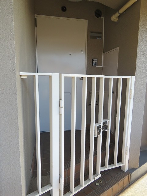 クレードル都立大　玄関ポーチ