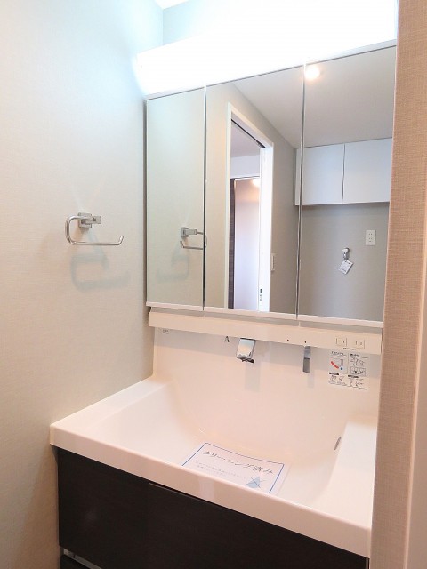 グリーンキャピタル第二笹塚　洗面化粧台
