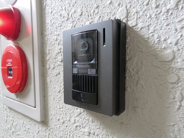 日商岩井桜新町マンション　TVモニター付きインターホン