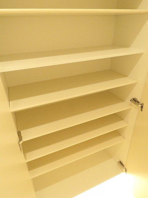 日商岩井桜新町マンション　シューズボックス