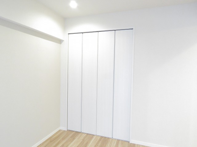 日商岩井桜新町マンション　洋室