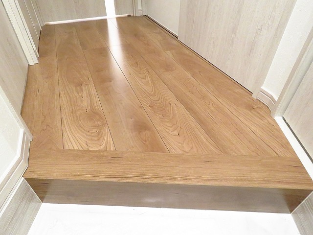 西五反田コープ　廊下