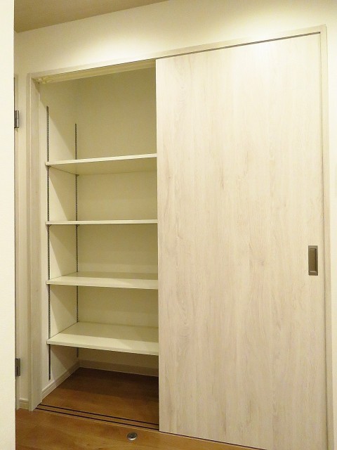 西五反田コープ　リビング収納