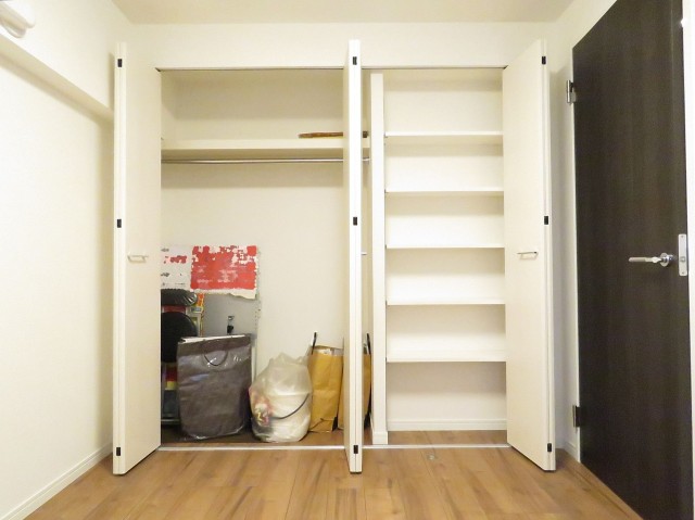 上町マンション　洋室約5.0帖