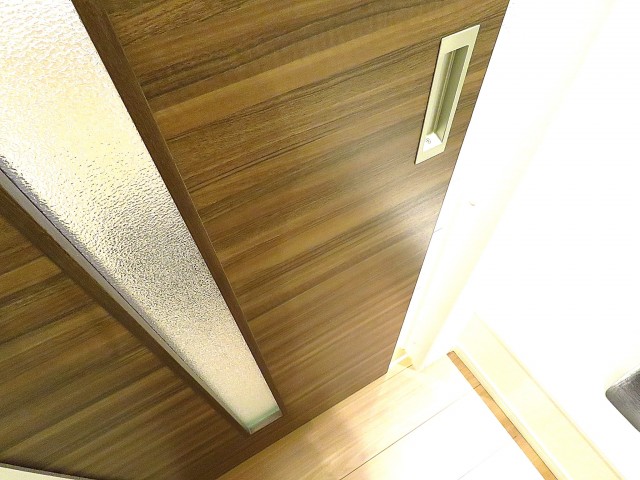 赤坂パレスマンション　LDK扉