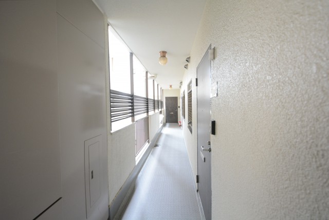 藤和大久保コープ 廊下