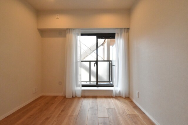 オーベル上馬A 北西側バルコニー