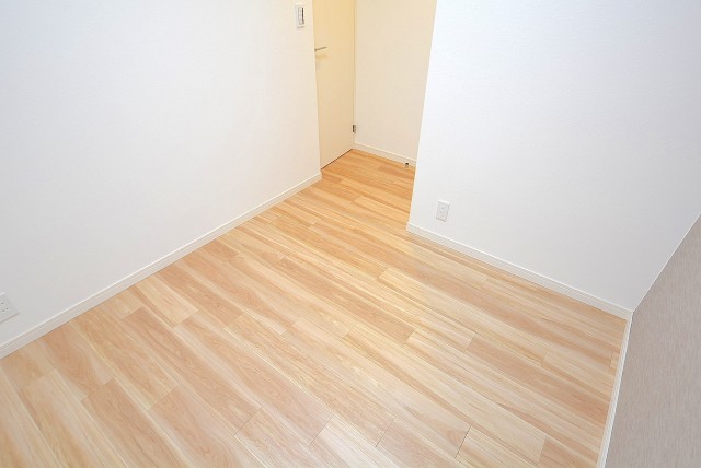 インペリアル常盤松 洋室