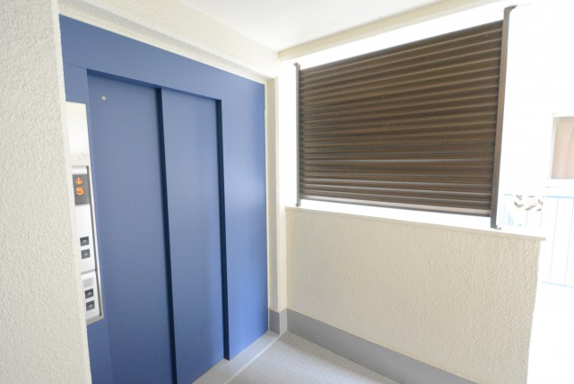 藤和大久保コープ 廊下