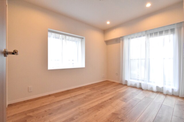 オーベル上馬A 洋室1