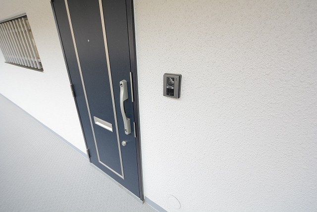 プチモンド目白 玄関