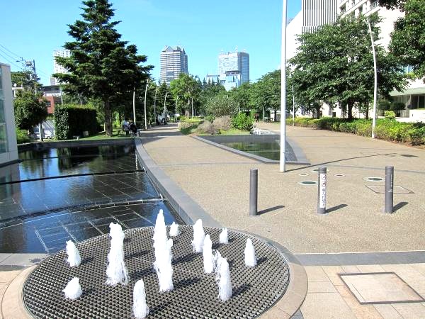 パークサイド六本木　駅周辺