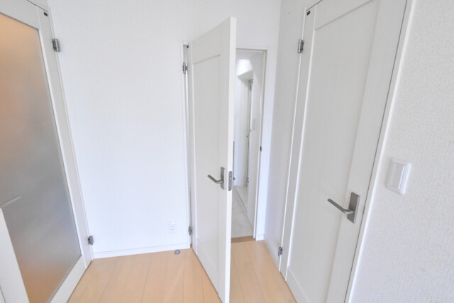 松濤マンション 洗面室