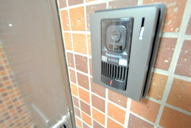 インペリアル常盤松 玄関