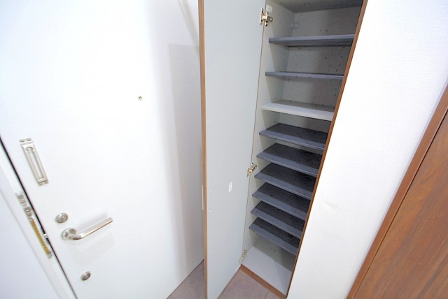 パークサイド六本木 玄関ｖ