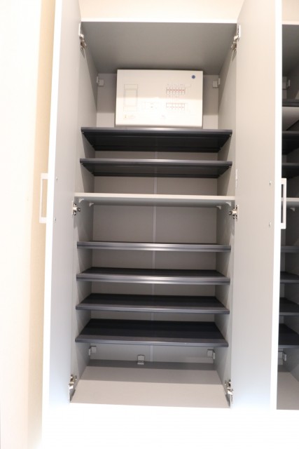 白金台桜苑マンション 玄関