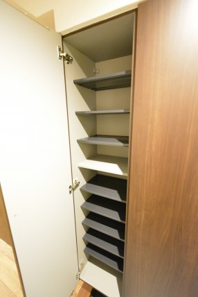 アンクレール初台 玄関