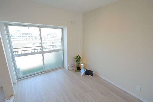 マンション方南町 洋室①