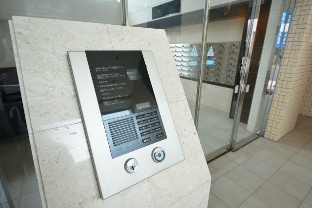 プレジール新宿大久保 オートロック